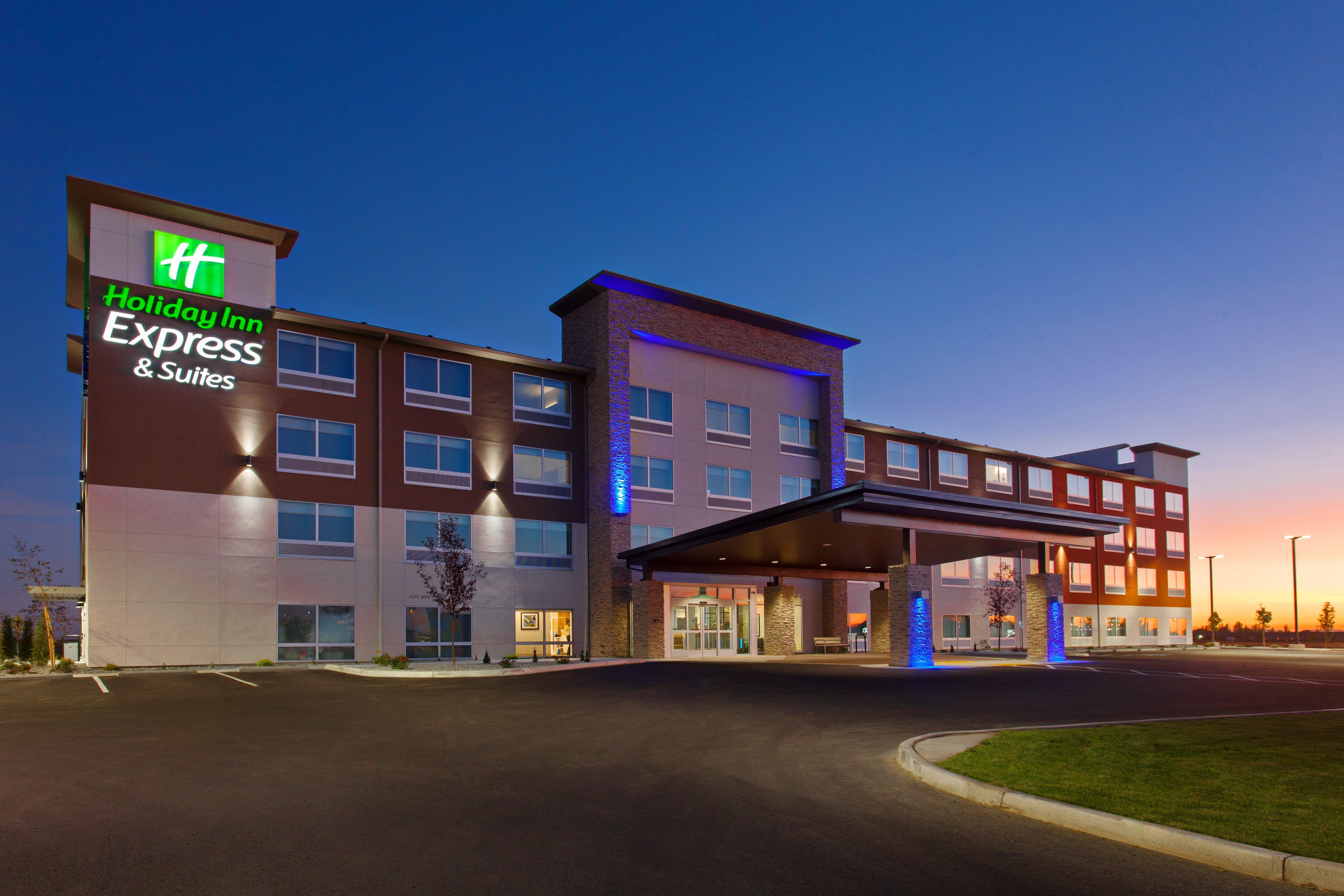 Holiday Inn Express & Suites - Moses Lake By Ihg Exteriér fotografie